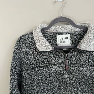 Dylan Grey Sherpa
